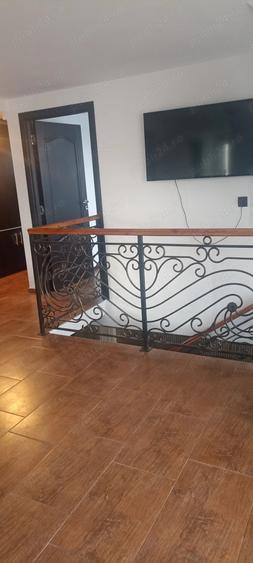 Casă cu Teren 300 Mp în Central