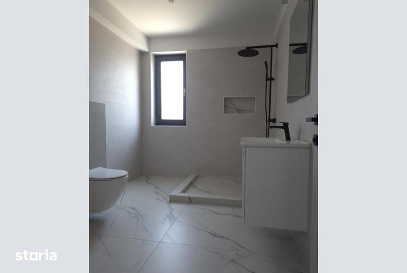Casă cu 3 camere cu Teren 357 Mp în Central