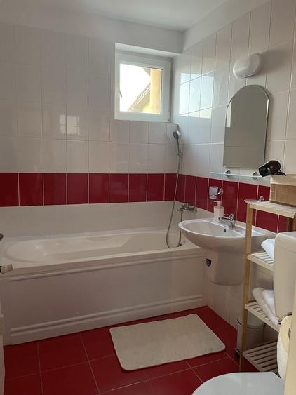 Apartament cu 2 camere decomandat în Exterior Vest