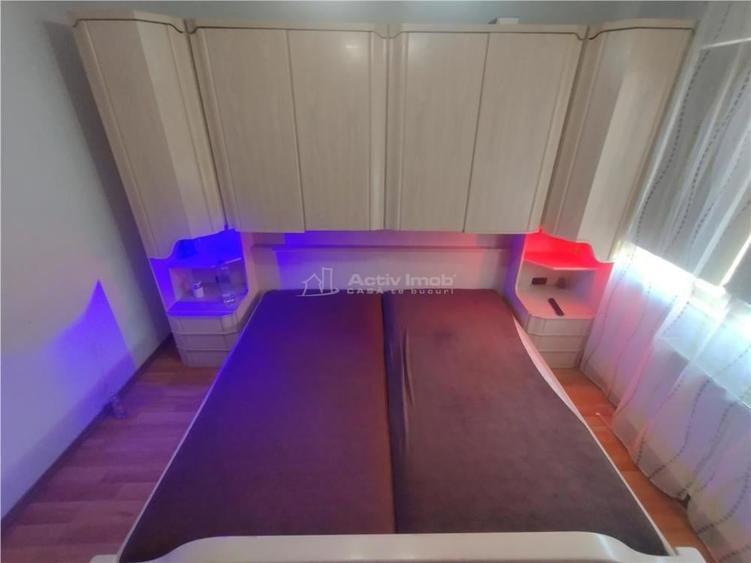 Apartament cu 2 camere decomandat, mobilat în Oravița