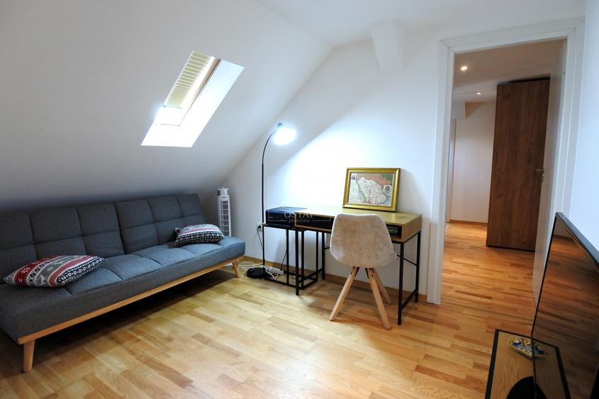 Apartament cu 4 camere decomandat, mobilat în Gherăiești