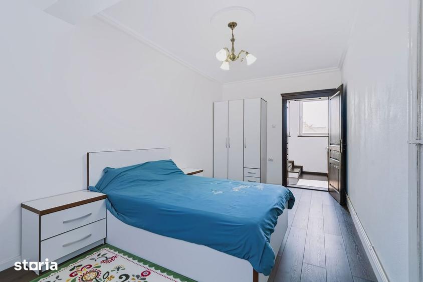Casă cu 5 camere cu Teren 500 Mp în Iosia