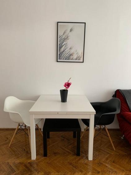 Apartament cu 2 camere semidecomandat, mobilat în Sala Palatului