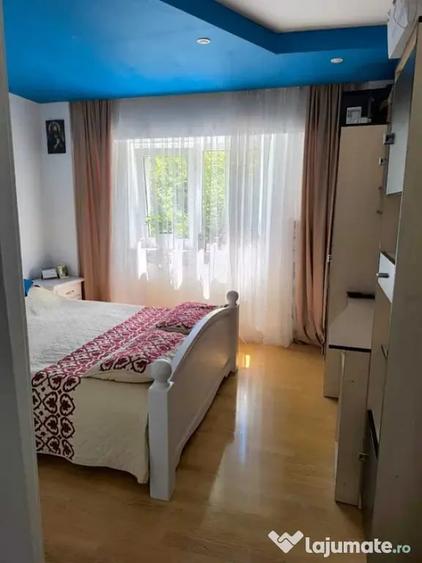 Apartament Cu 3 Camere Decomandate Etaj 2 Zona Obcini - 4