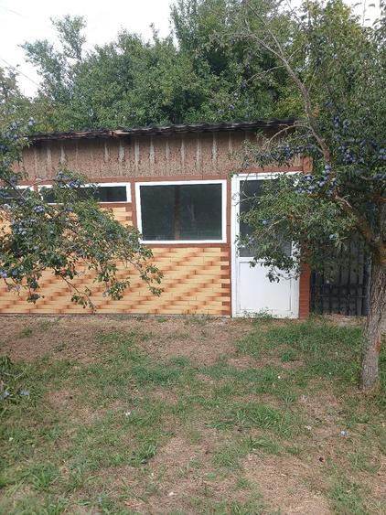 Casă cu 6 camere cu Teren 2900 Mp în Central