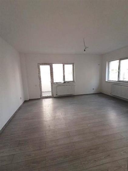 Duplex cu 4 camere cu Canalizare în Alexandriei