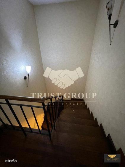 Casă cu 5 camere cu Teren 190 Mp în Herăstrău
