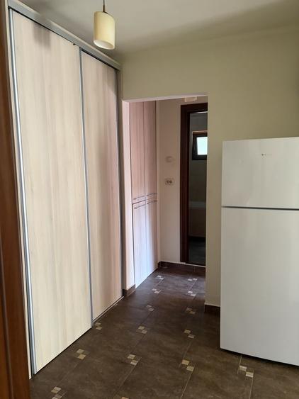 Apartament cu 2 camere decomandat în Decebal