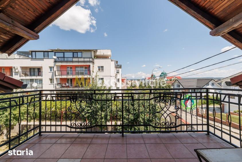Casă cu 10 camere cu Teren 719 Mp în Mărășești