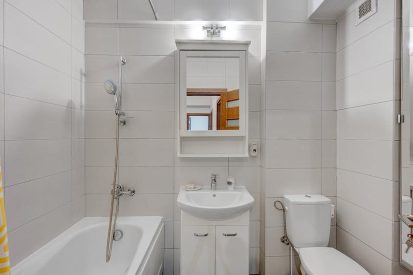 Apartament cu 2 camere decomandat, mobilat în 1 Decembrie 1918
