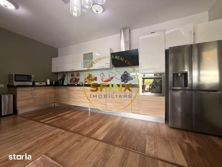 Casă cu 8 camere cu Teren 750 Mp în Găneasa
