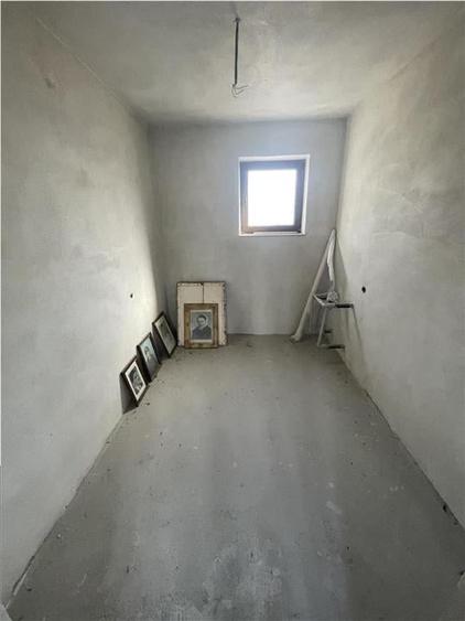 Casă individuală cu 5 camere cu Teren 526 Mp în Exterior Nord