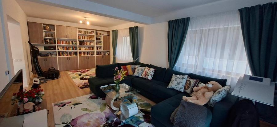 Duplex cu 4 camere cu Canalizare în Mănăștur