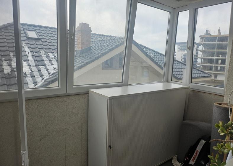 Vand apartament cu 3 camere - 8