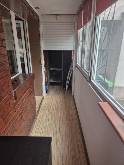 Apartament cu 3 camere decomandat, mobilat în Crângași