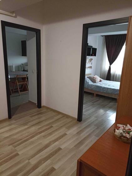 Apartament cu 2 camere decomandat în Exterior Vest