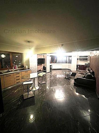 Apartament cu 2 camere decomandat în Barieră