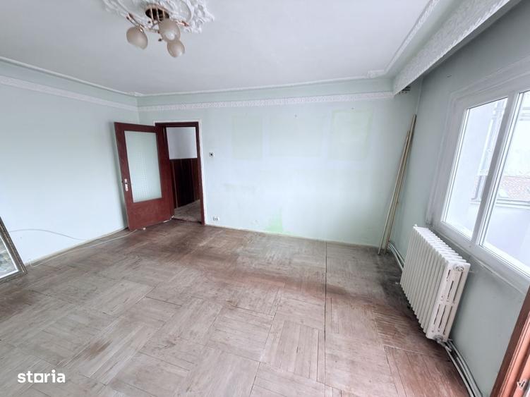 Apartament cu 2 camere semidecomandat în Central