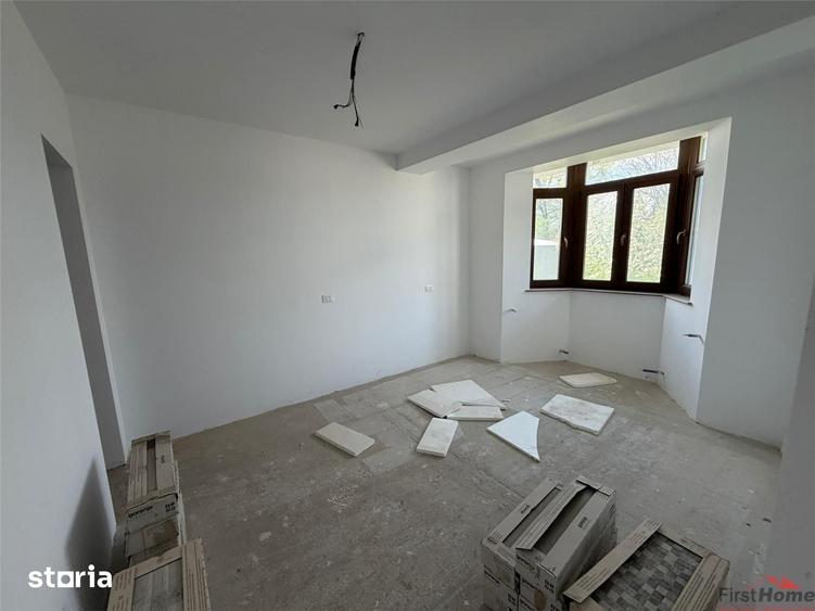 Casă cu 5 camere cu Teren 674 Mp în Vânători