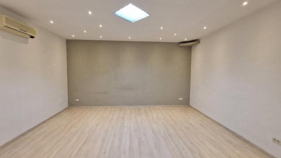 Casă individuală cu 7 camere cu Piscina în Sălaj