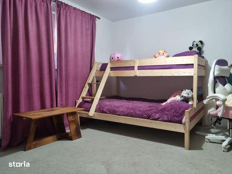 Casă cu 4 camere cu Teren 180 Mp în Central