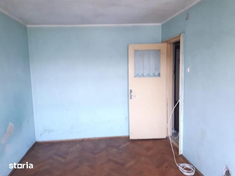 Garsonieră în Micro 38