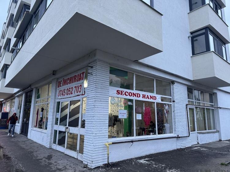 Spațiu comercial, de 250 mp, în Poiana