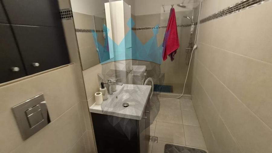 Apartament cu 2 camere decomandat, mobilat în P-ța Unirii