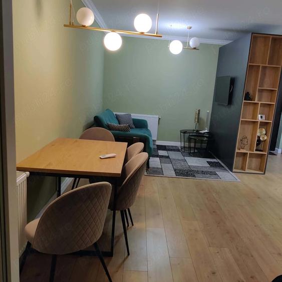 Apartament cu 2 camere decomandat în Florești