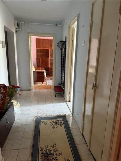 Apartament cu 2 camere decomandat în Decebal