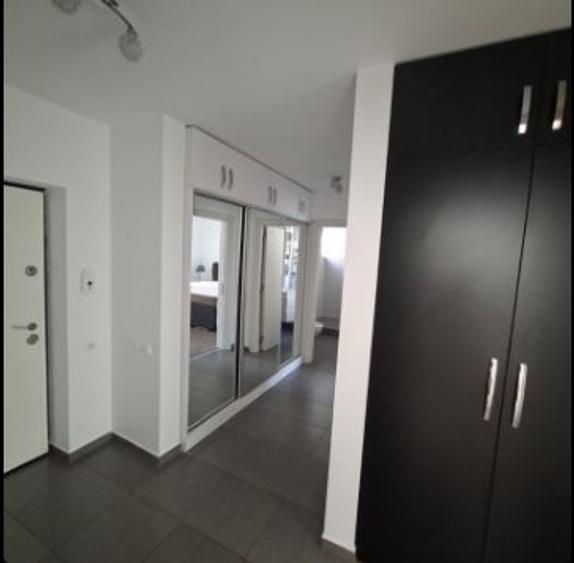 Apartament cu 2 camere semidecomandat, mobilat în Titan