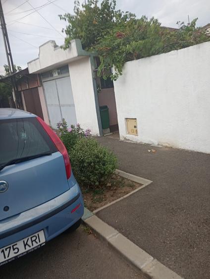 Casă cu 2 camere în Roșu