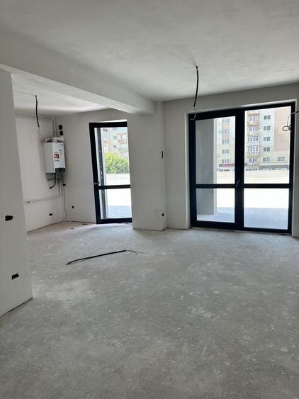 Apartament cu 3 camere decomandat în Obcini