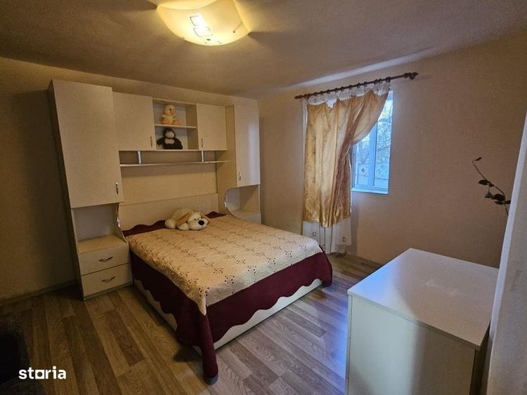 Casă cu 3 camere cu Teren 1090 Mp în Pielești