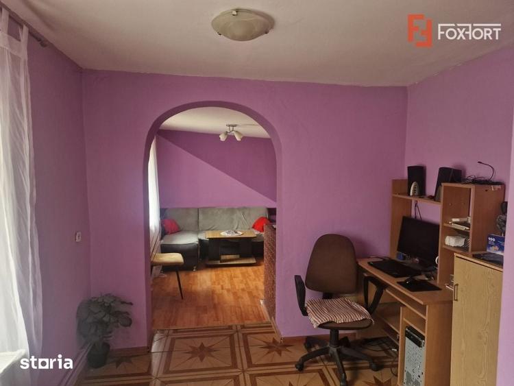 Casa individuala cu 9 camere, in Mosnita Noua, zona centrala - 11