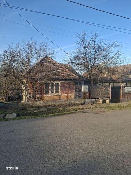 Vand casa la Tarnaveni - 1