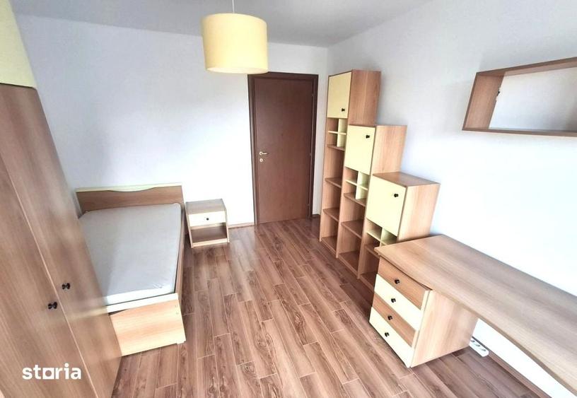 Apartament cu 3 camere decomandat în Pajura