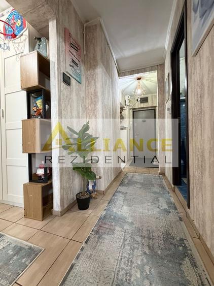 Apartament cu 4 camere decomandat, mobilat în Apărătorii Patriei