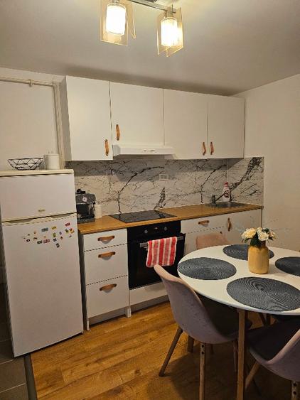 Apartament cu 2 camere semidecomandat în Sinaia