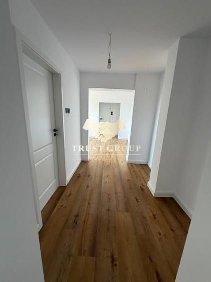 Apartament cu 3 camere decomandat în Drumul Taberei