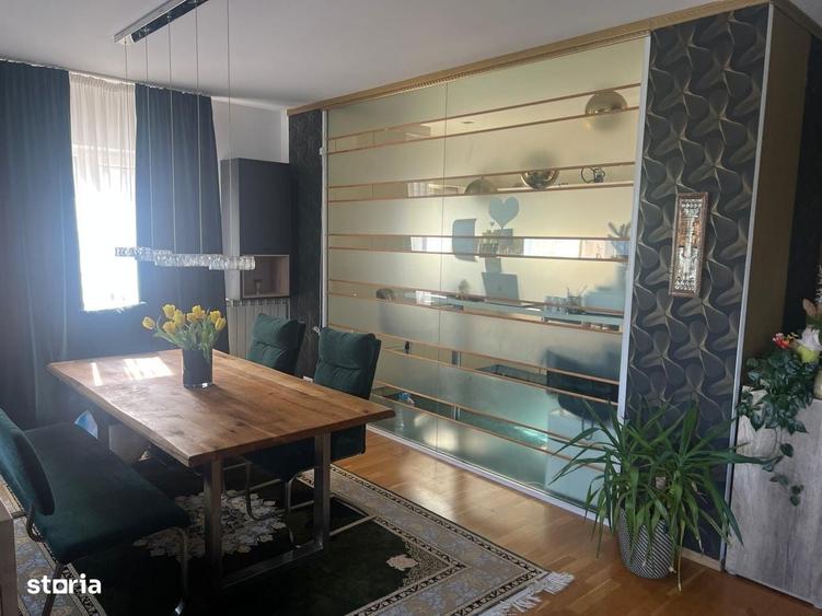 Apartament cu 4 camere în Central