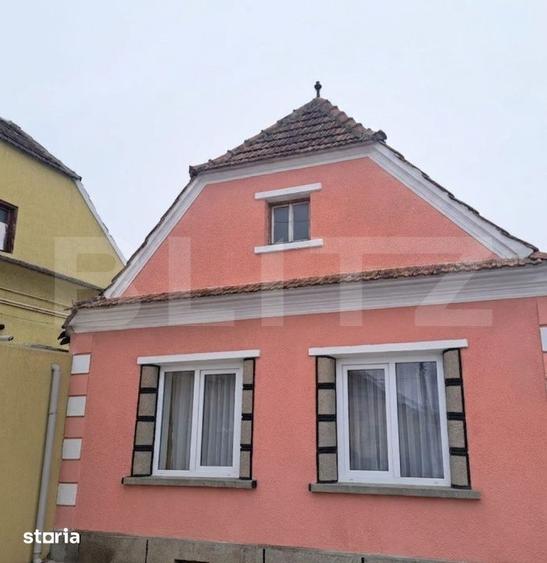 Casă cu 2 camere cu Teren 173 Mp în Central