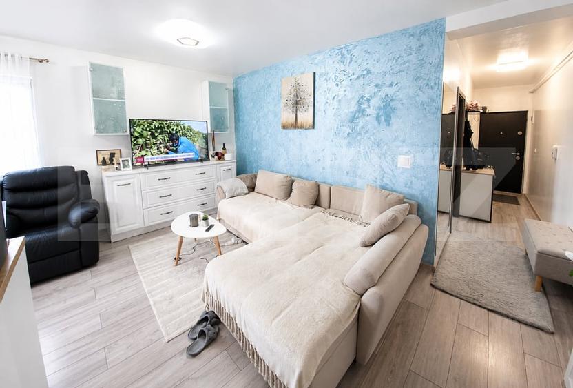 Apartament cu 2 camere semidecomandat, mobilat în Independenței