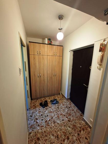 Apartament cu 2 camere decomandat, mobilat în Pantelimon