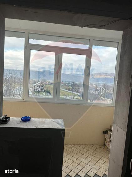 Apartament cu 2 camere de vanzare Savinesti - 18