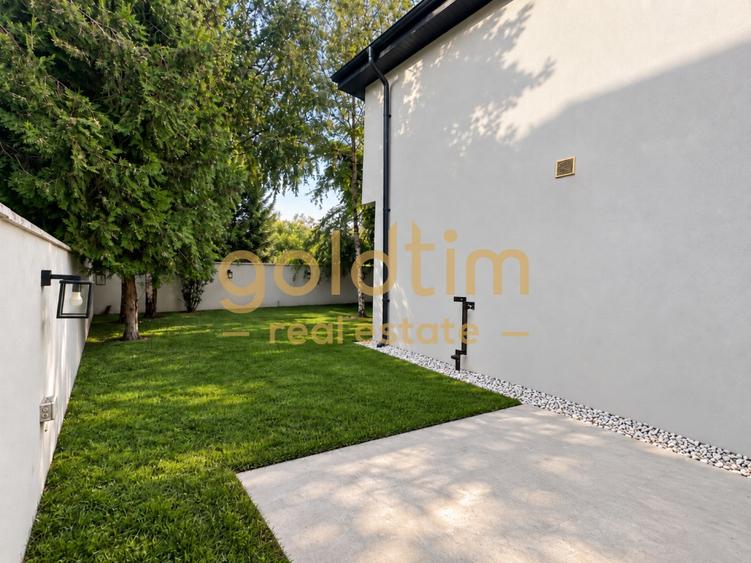 Duplex cu 4 camere cu Canalizare în Iancu Nicolae