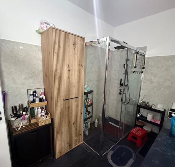 Casă cu 3 camere în Central