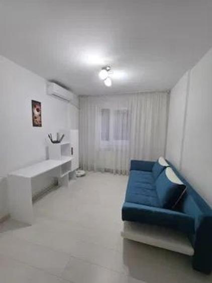 Apartament cu 3 camere semidecomandat, mobilat în Gorjului