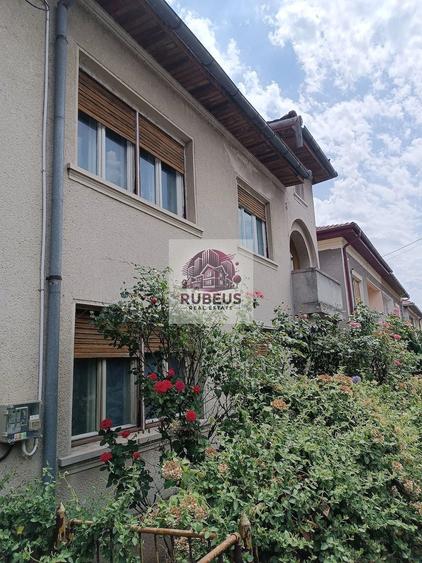 Casă cu Teren 284 Mp în Sud
