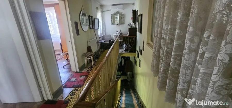 Casă cu 4 camere cu Teren 365 Mp în Ultracentral